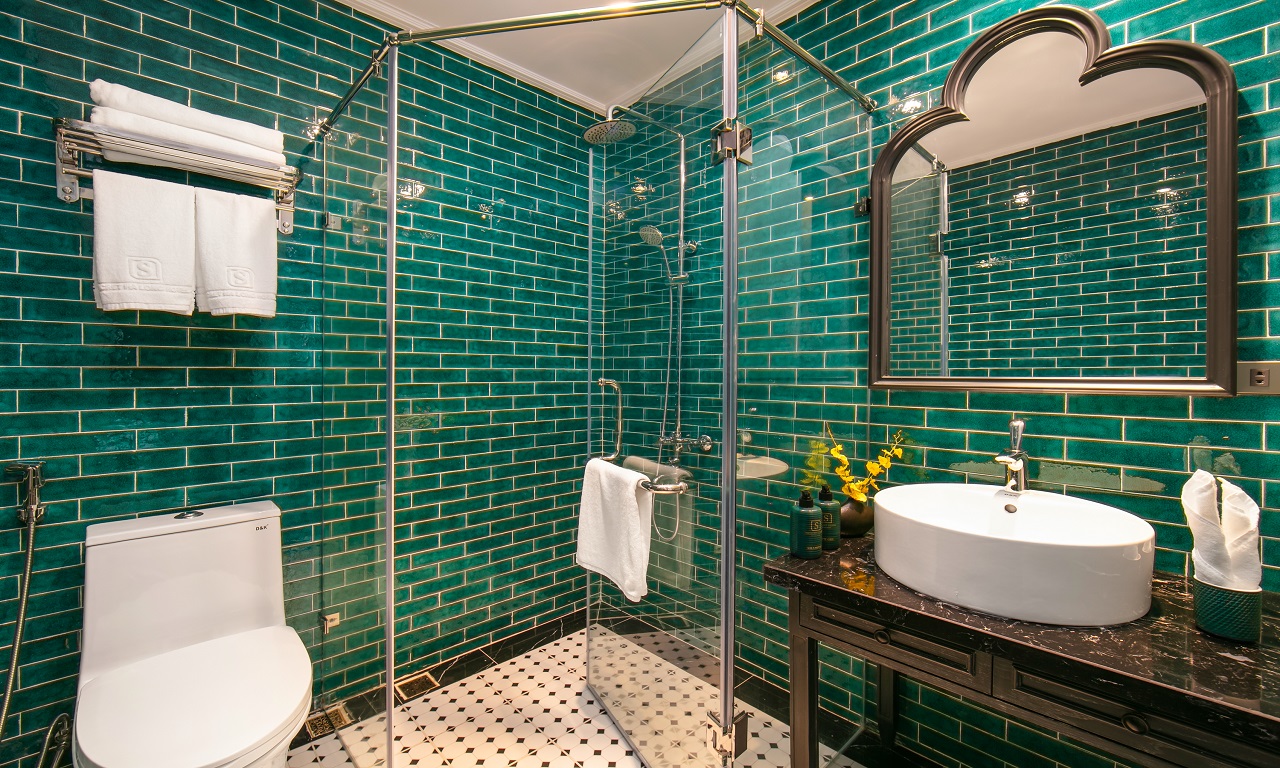 DELUXE DOUBLE ROOM