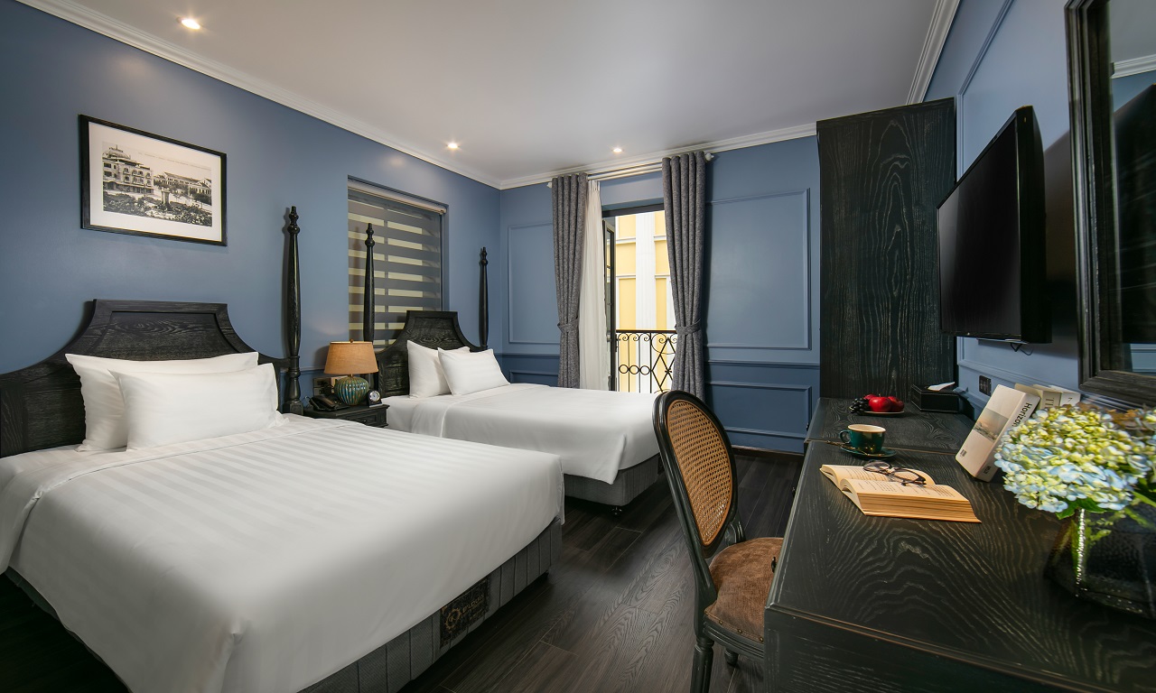 DELUXE TWIN ROOM