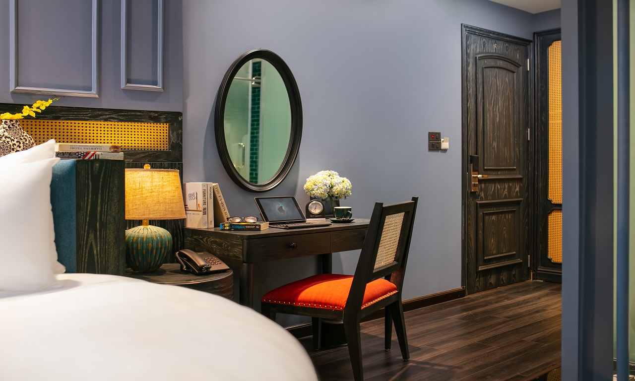 THE SECRET SUITE